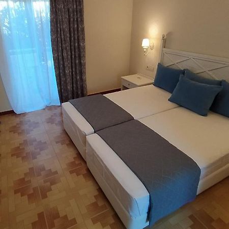 Dionisia Apartments 2 Kéfalos エクステリア 写真