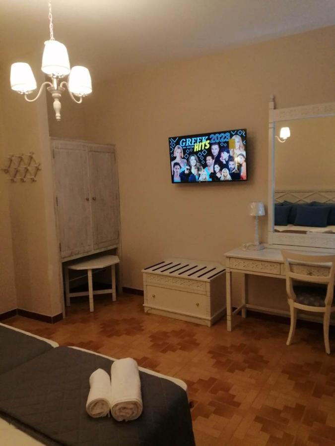Dionisia Apartments 2 Kéfalos エクステリア 写真
