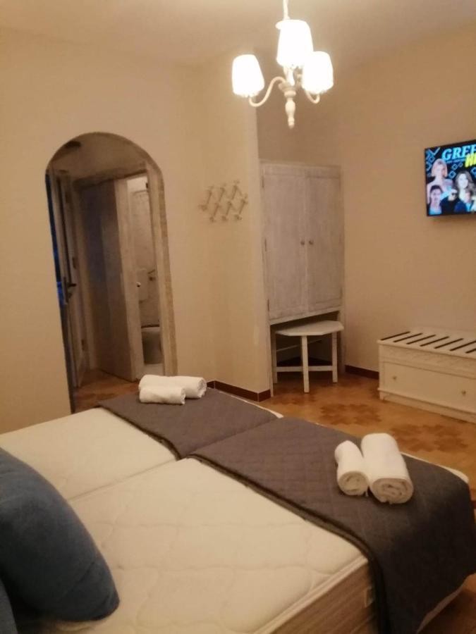 Dionisia Apartments 2 Kéfalos エクステリア 写真